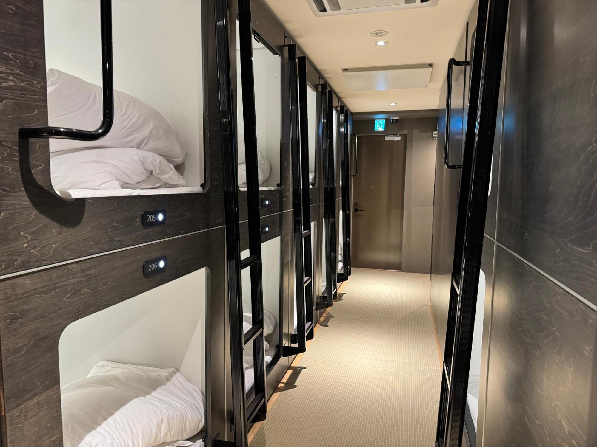 Capsule Hotel Suzumoriya Tōkyō Extérieur photo