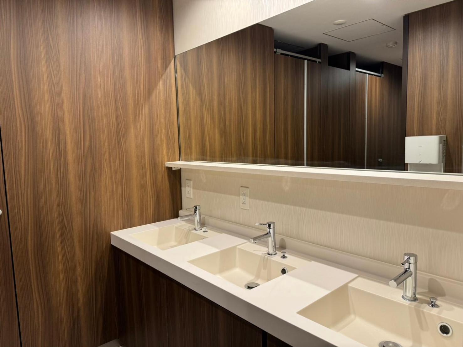 Capsule Hotel Suzumoriya Tōkyō Extérieur photo
